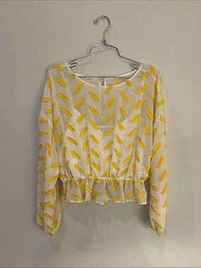 ALI & JAY White Blouse with Yellow Embroidered Dashes